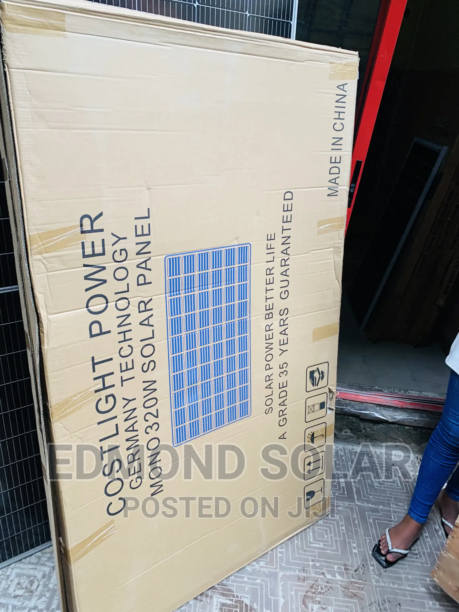 Cost Light Solar Panels 320watts Is Available