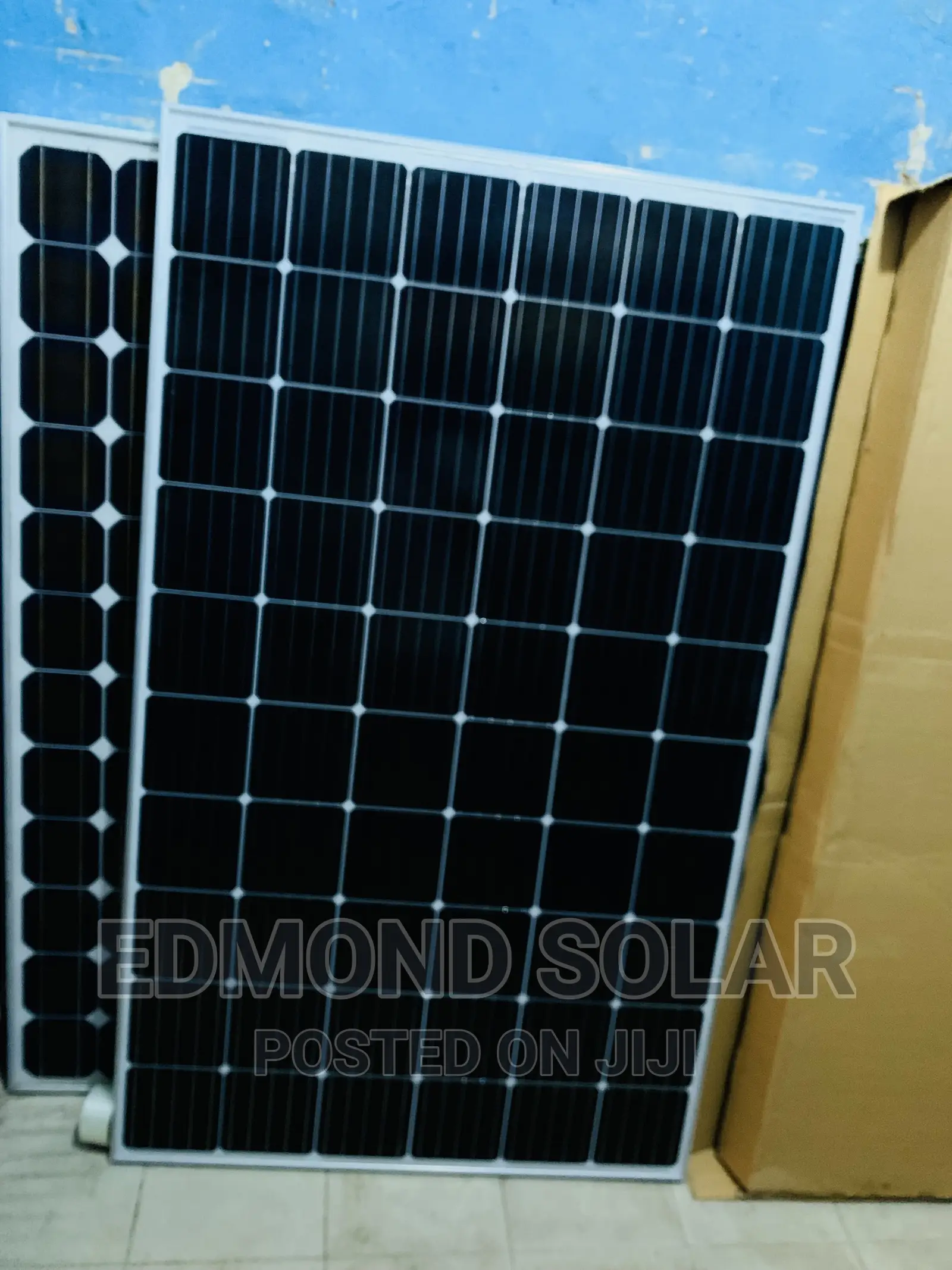 Cost Light Solar Panels 320watts Is Available