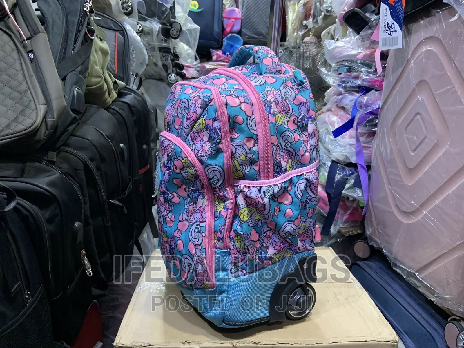 Quality Flower Pattern Stock Material Back Pack With Trolley