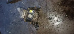 Engine Seats for Corolla 2005