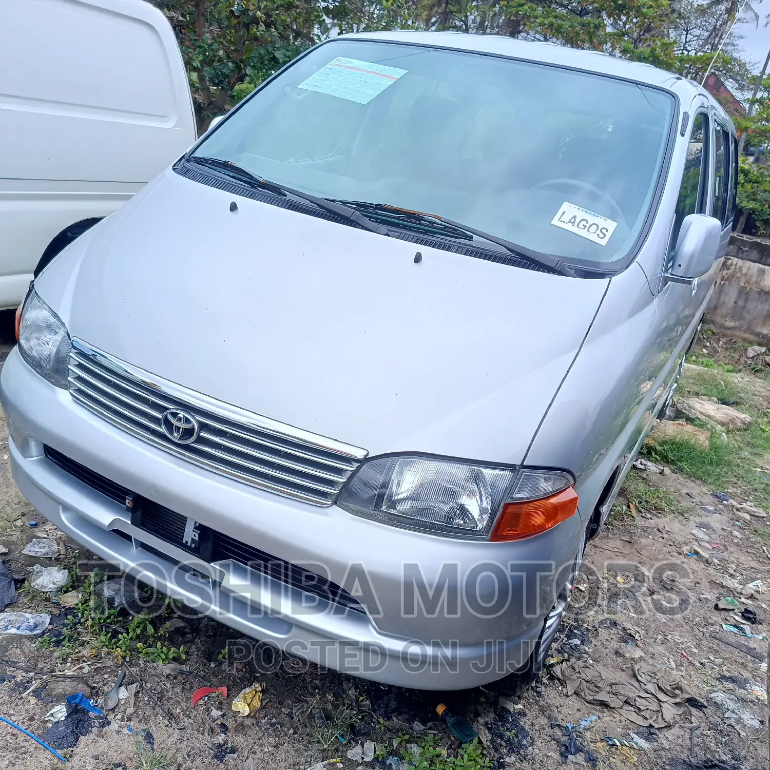 Toyota HiAce 2004 Silver