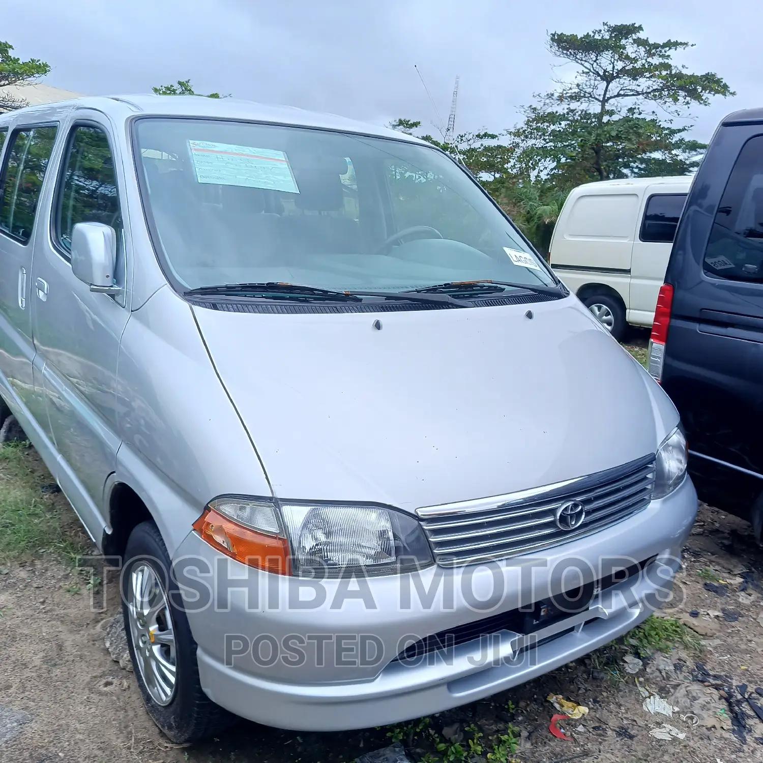 Toyota HiAce 2004 Silver