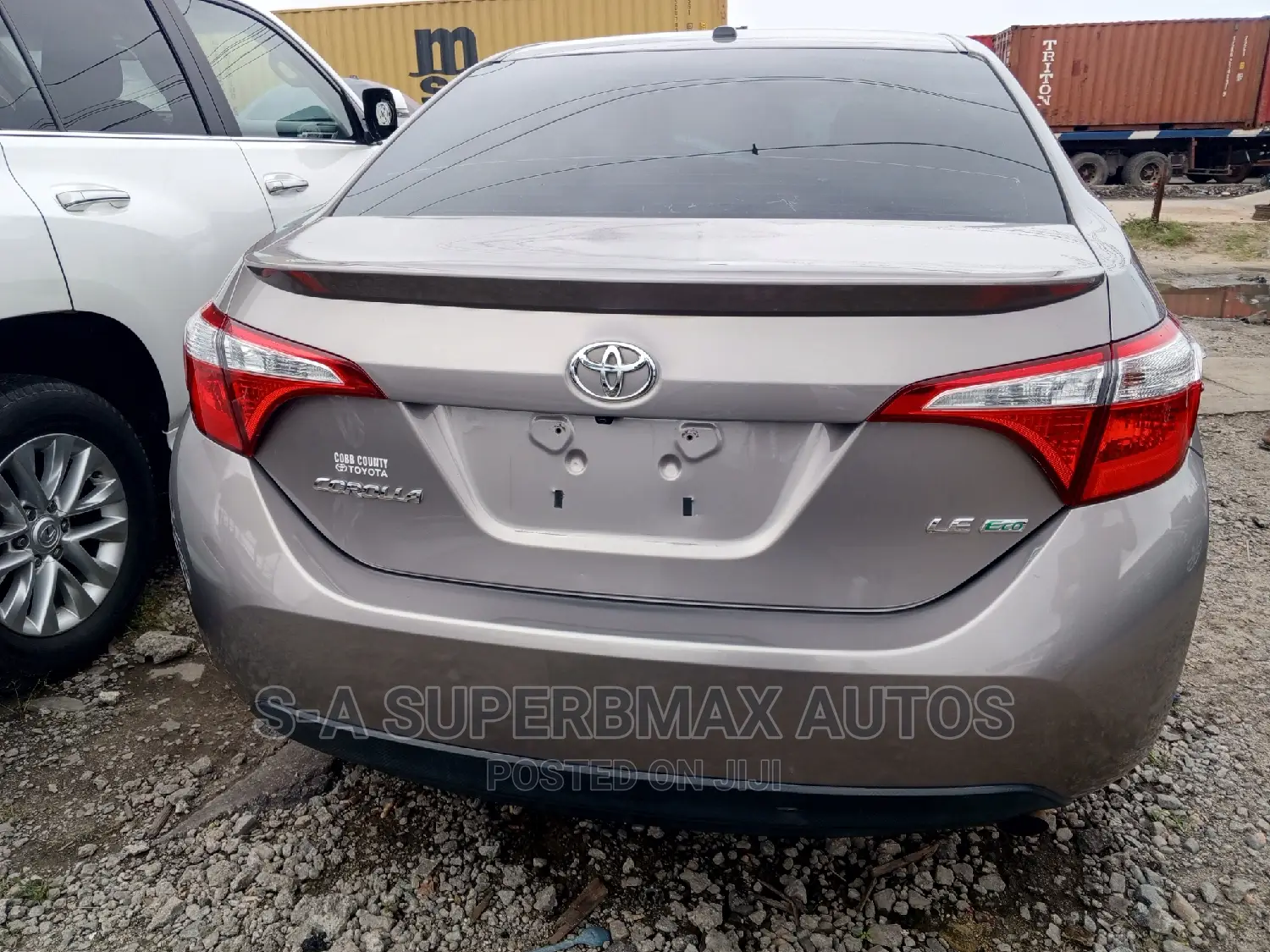 Toyota Corolla 2016 Gold