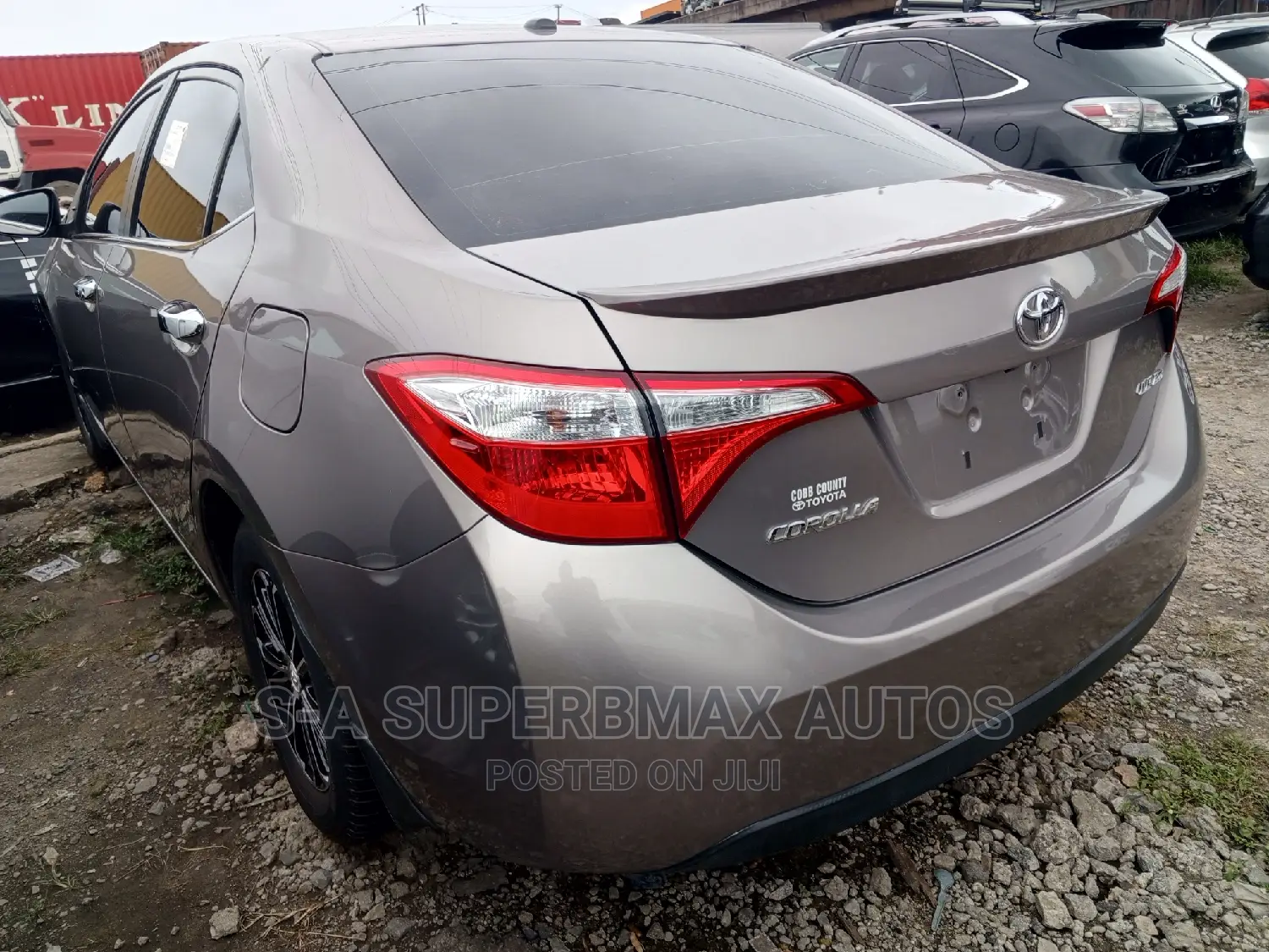 Toyota Corolla 2016 Gold