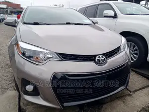 Toyota Corolla 2016 Gold