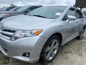 Toyota Venza XLE AWD 2013 Silver