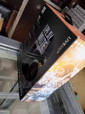 JBL Live660nc