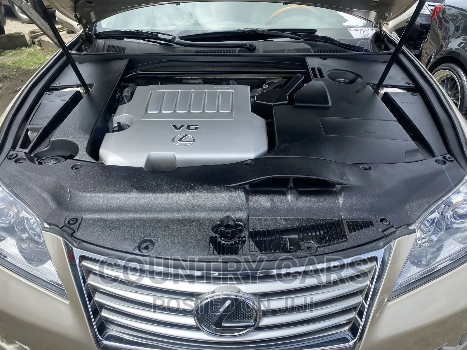 Lexus ES 350 2011 Gold