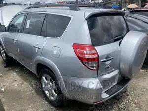 Toyota RAV4 3.5 Limited 4x4 2012 Silver