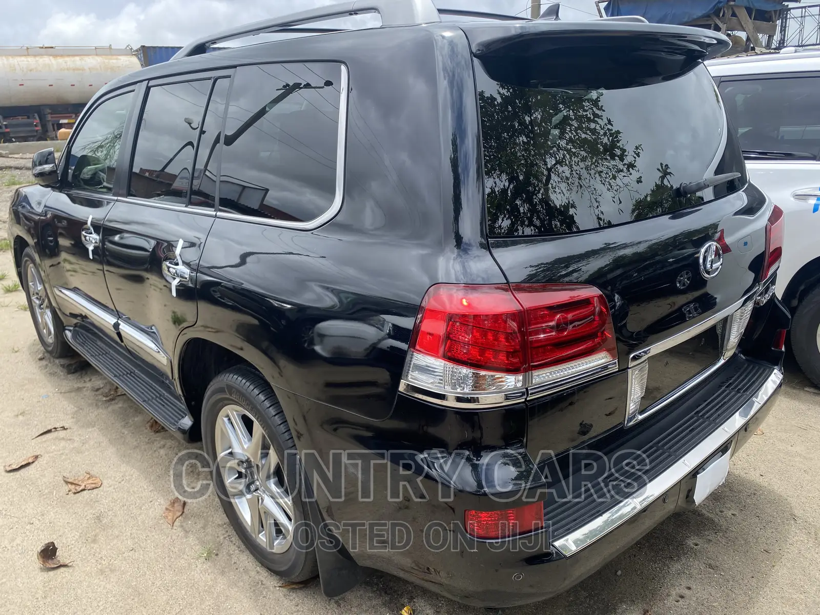 Lexus LX 570 AWD 2015 Black