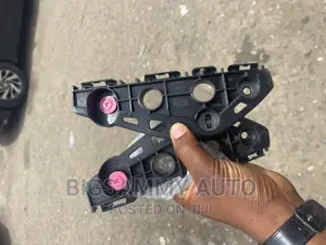 RX 350 Bumper Hanger