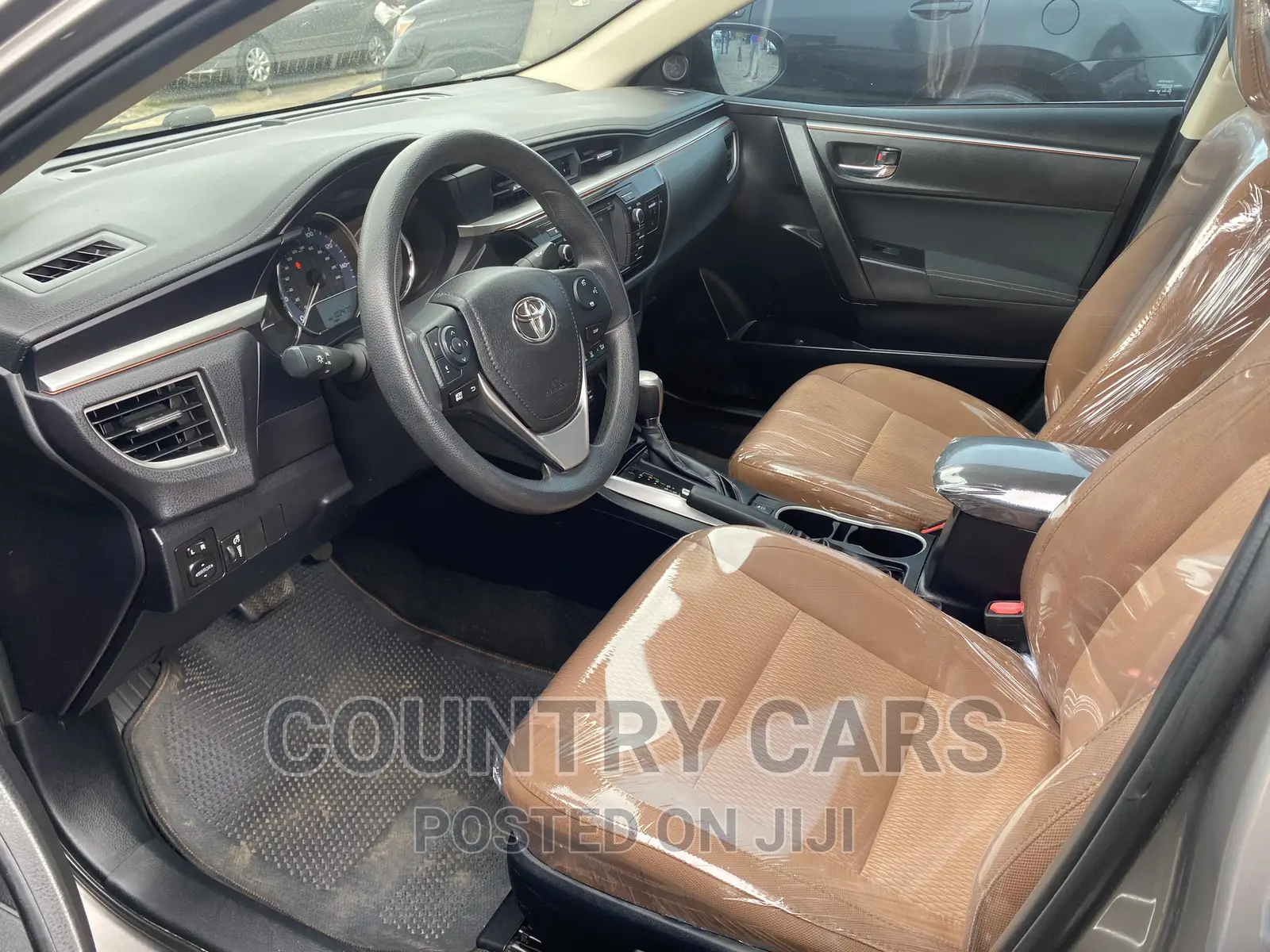 Toyota Corolla 2016 Gold