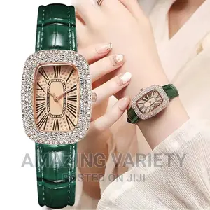 Classy Small Strap Ladies Leather Wristwatches