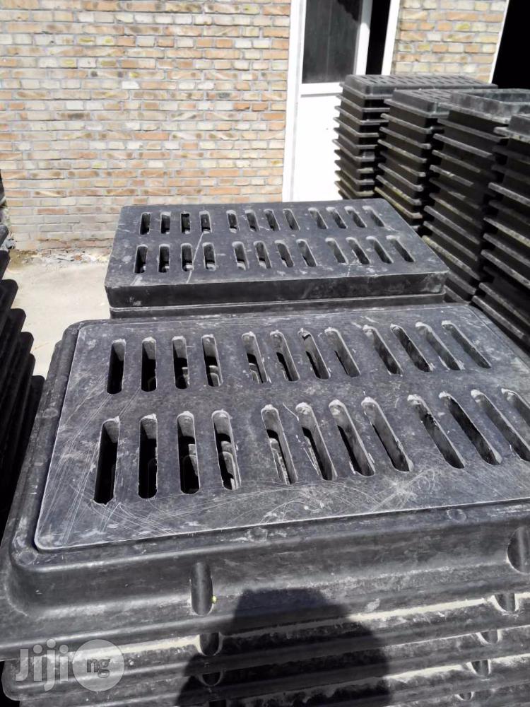 FRP/GRP Manhole Covers & Chambers