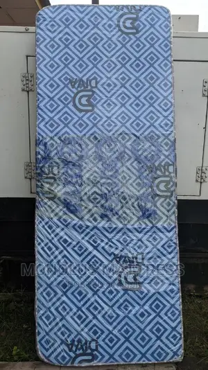2.5 By 6 By 6 Inches Unifoam Diva Student Mattress