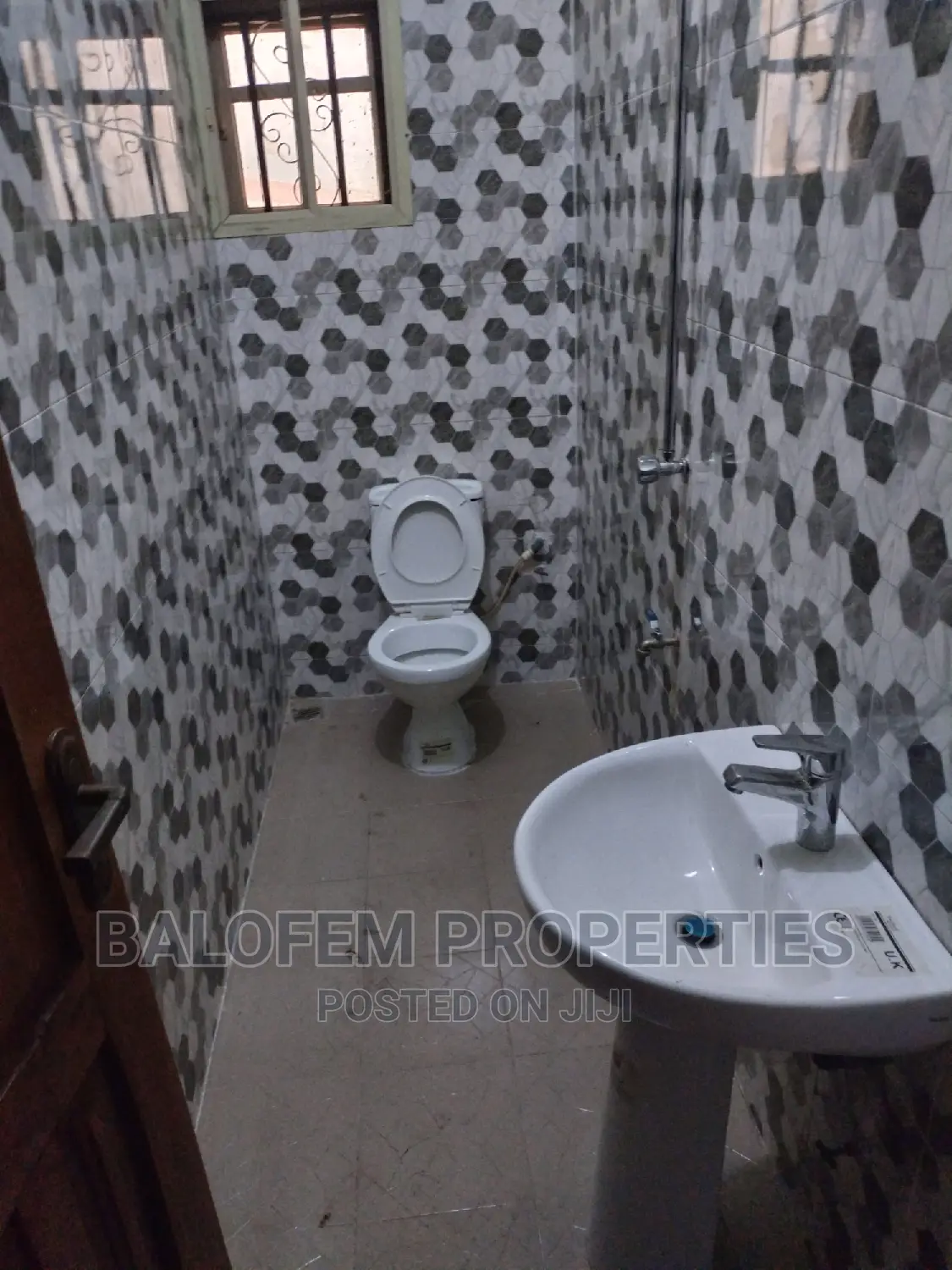 Furnished 3bdrm Apartment in Balofem Properties &, Abeokuta South