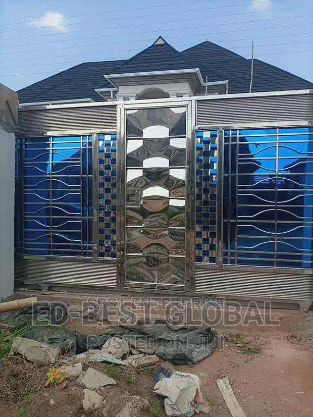 Classic Rayal Gate
