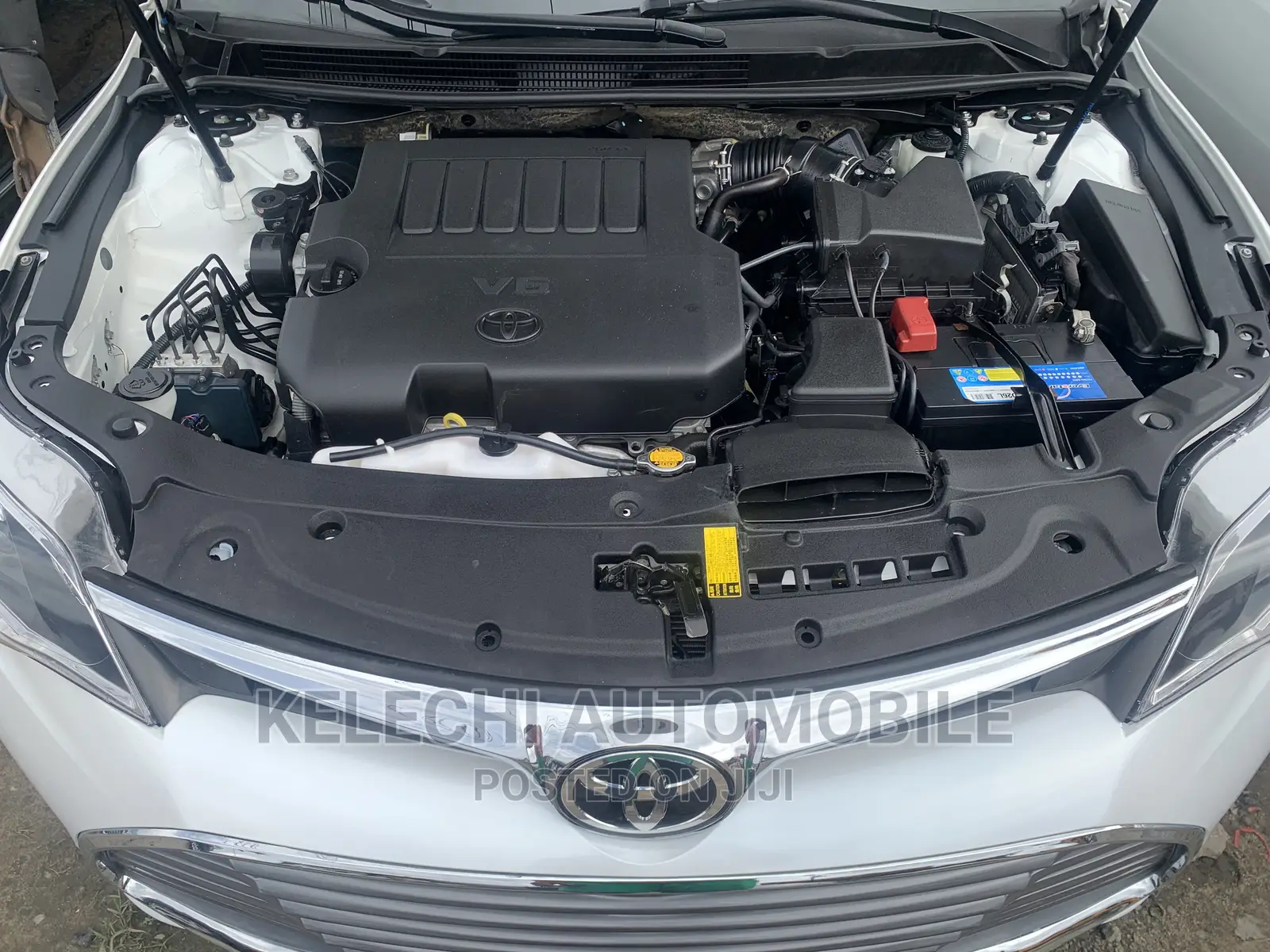 Toyota Avalon 2013 White