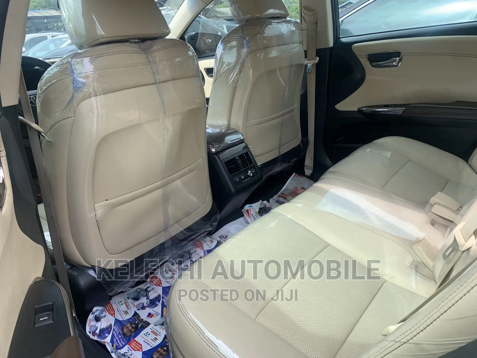 Toyota Avalon 2013 White