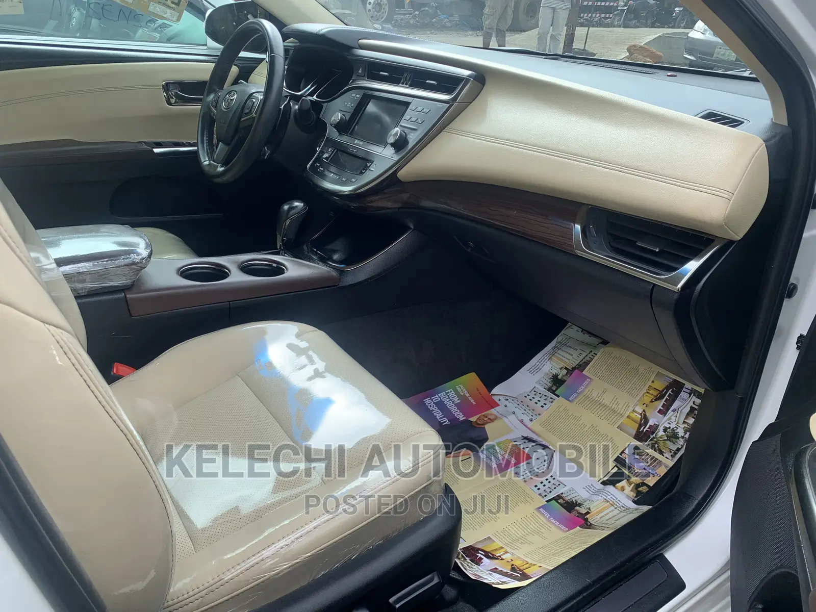 Toyota Avalon 2013 White