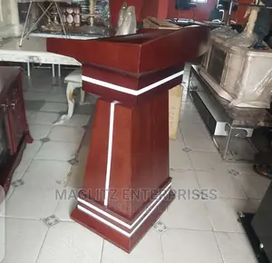 Photo - Quality Wooden Pulpit