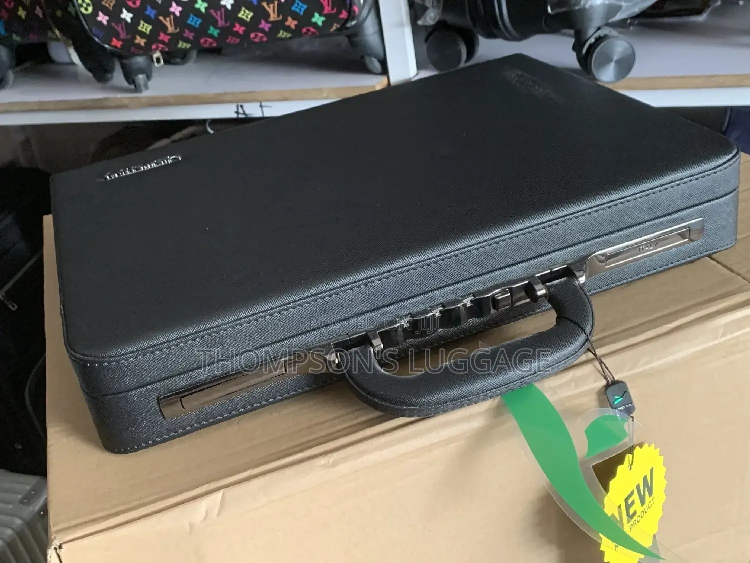 Leavesking Suit Case