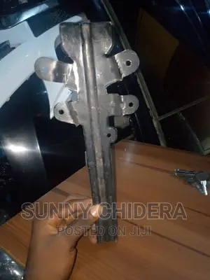 GLE Front Bim Hangers