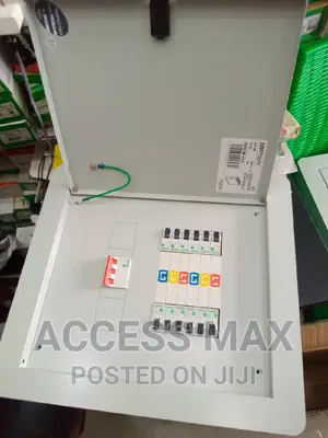 Tpn....12-ways Distribution Board Schneider