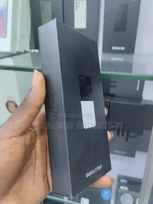 New Samsung Galaxy Z Flip5 256 GB Black