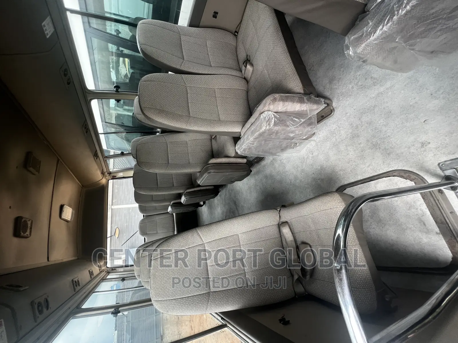 Toyota Coaster 2017