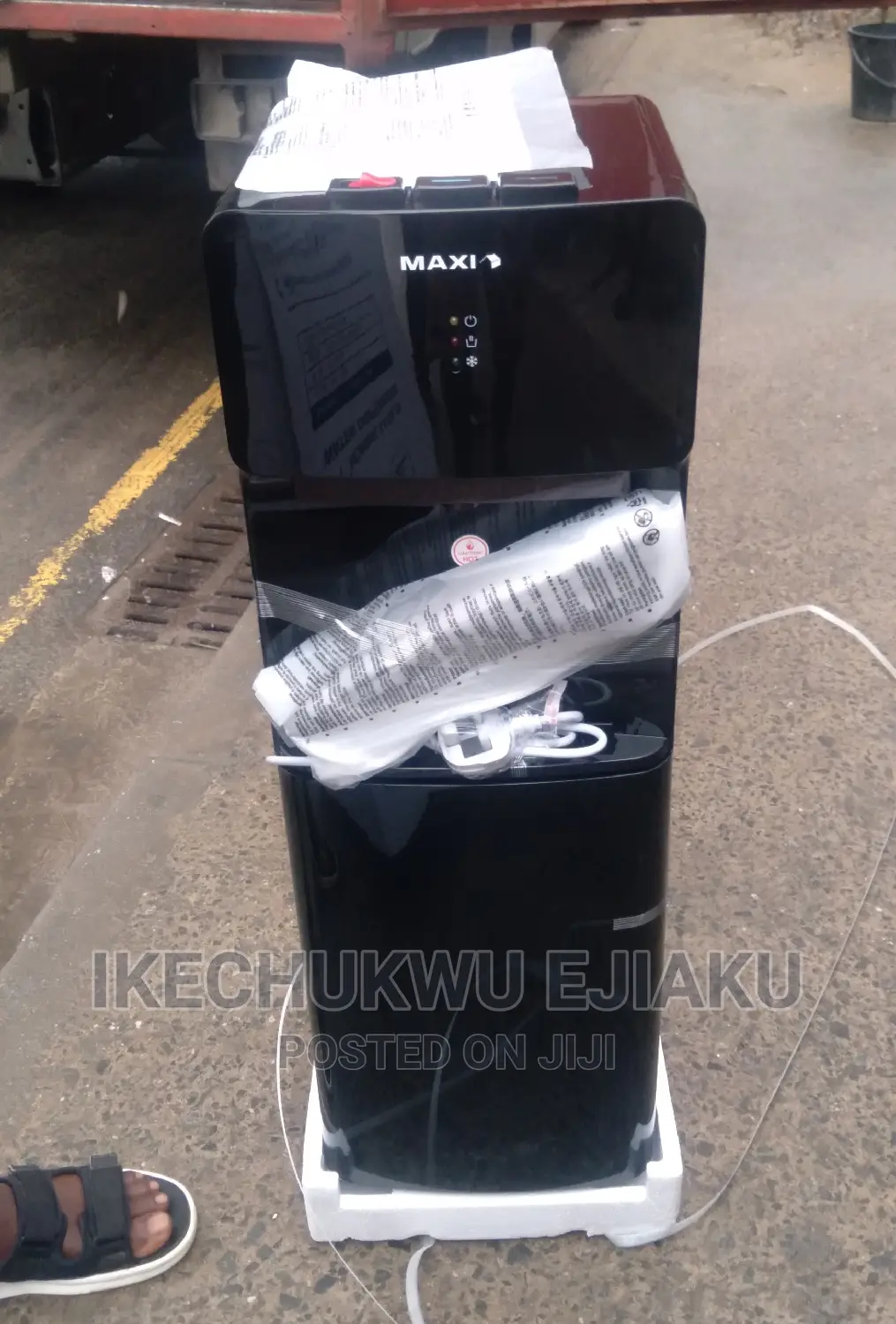 Maxi Water Dispenser With Fridge