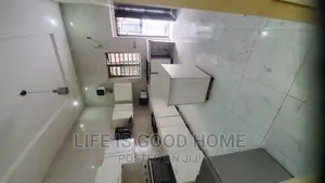 1bdrm Shared Apartment in Chevy  View  Estate, Chevron for rent