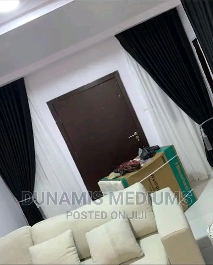 Royal Curtains