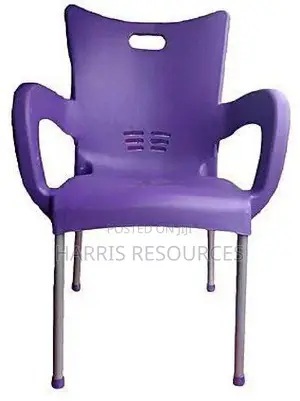 Unbreakable Chair With Iron Stands