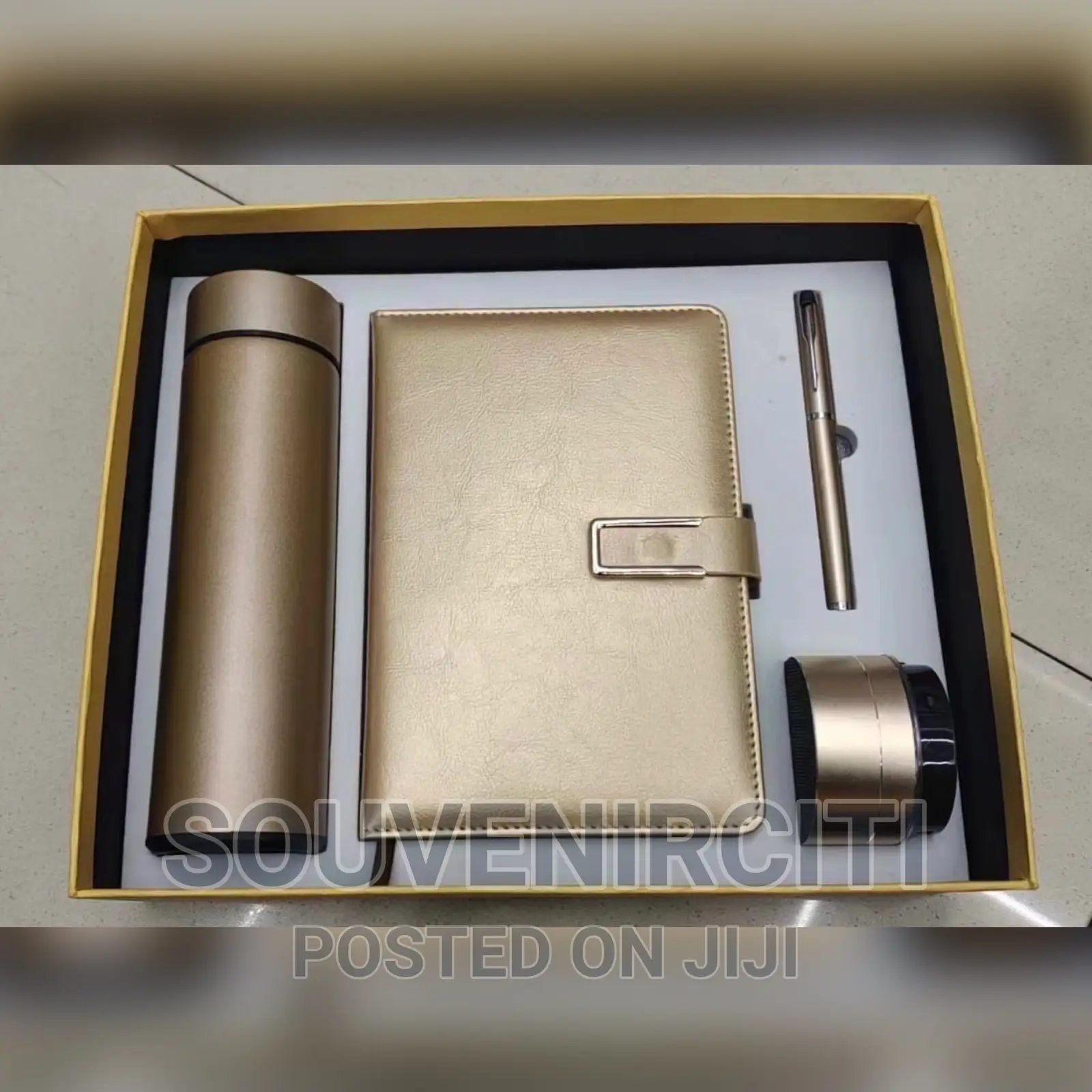 4pcs Gold Corporate Gift Set