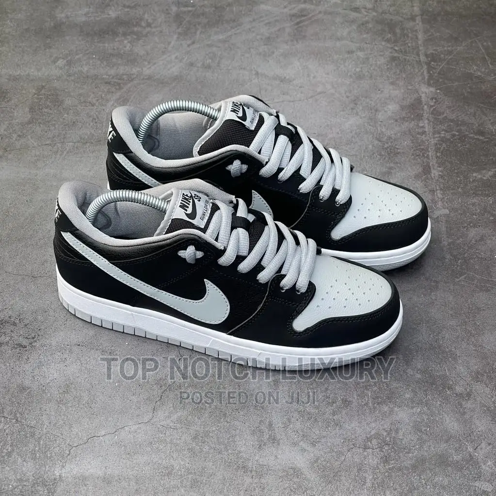 *Nike Sb Dunk Low “Shadow”*