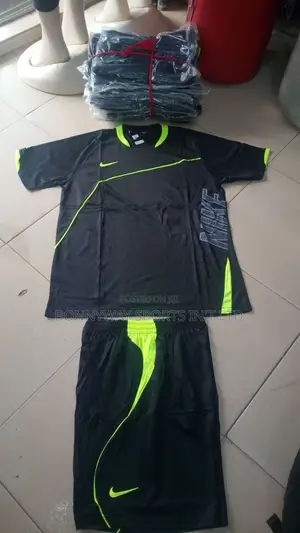 Nike Set Of Jersey