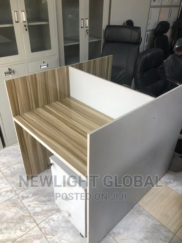 Work Station Table