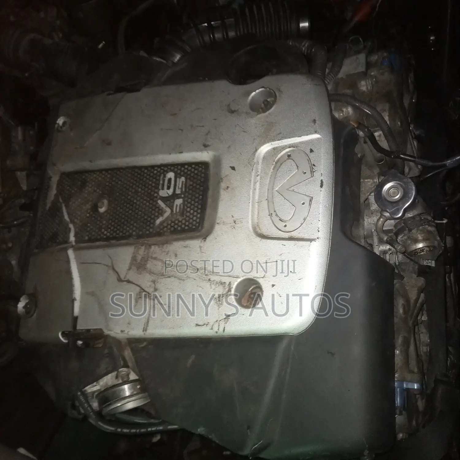 Infiniti G35 Engine.