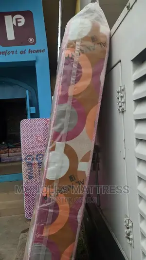 3.5 by 6 by 8 Inches Royal Foam Amarya Mattress