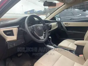 Toyota Corolla 2016 Red