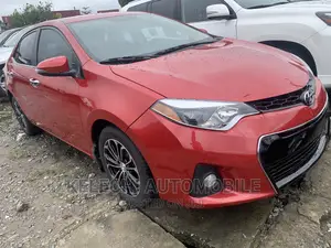 Toyota Corolla 2016 Red
