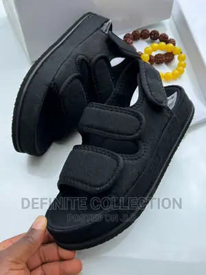 BALENCIAGA Luxury Sandal