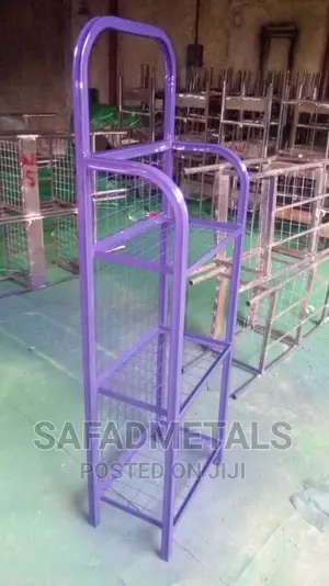 Gondola Stand