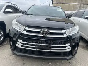 Toyota Highlander XLE 2019 Black