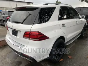 Mercedes-Benz GLE-Class GLE 350d 4MATIC 2016 Off white