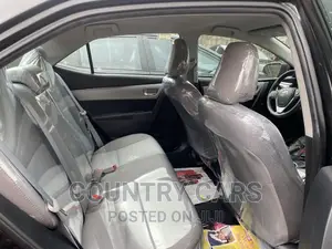 Toyota Corolla 2016 Matt Black