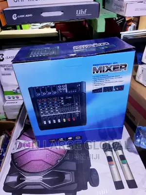 Yamaha 4 Channel Powered Mixer