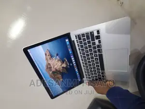 Laptop Apple MacBook Pro 2015 8GB Intel Core I5 SSD 256GB