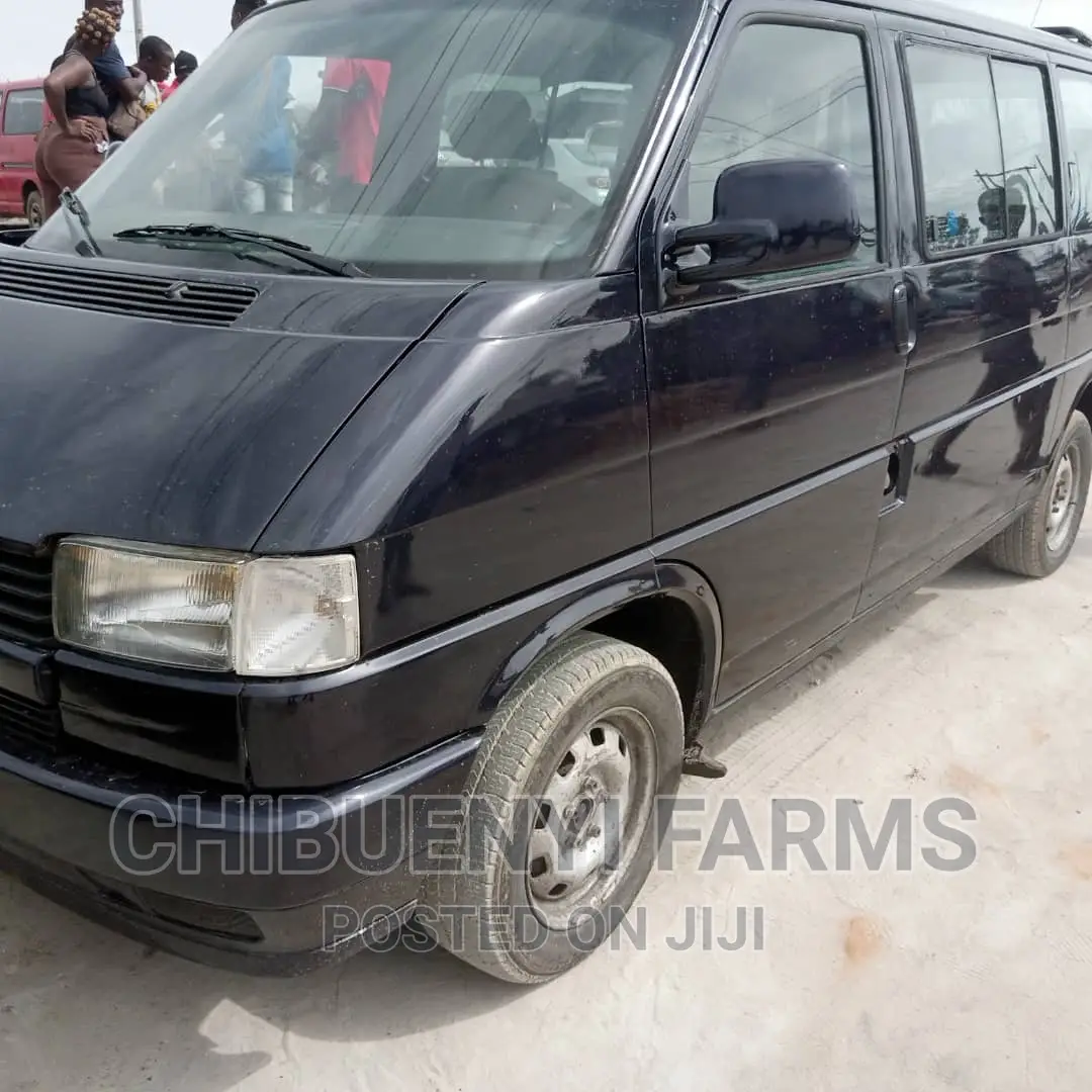 Volkswagen Transporter 2000 Black